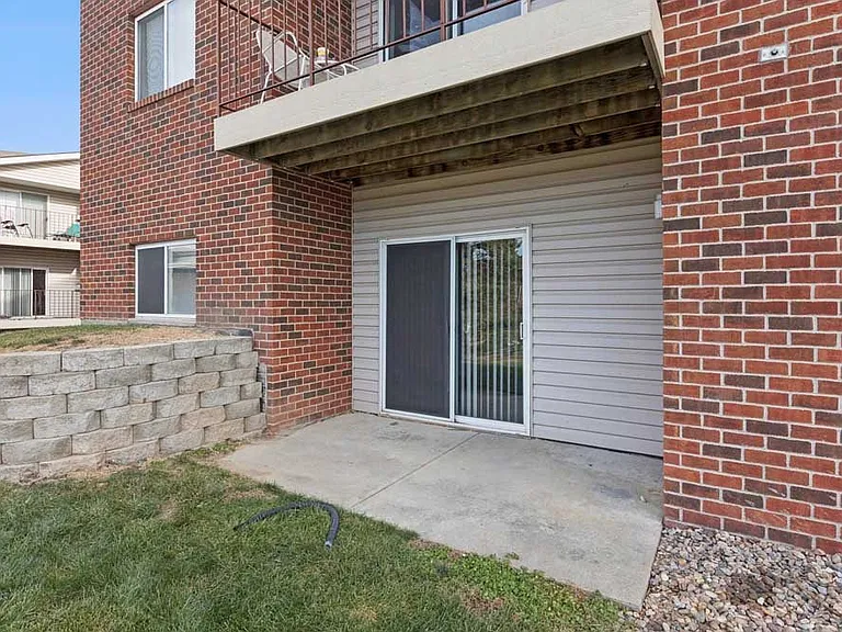 Northridge Heights Apartments — Photo 189