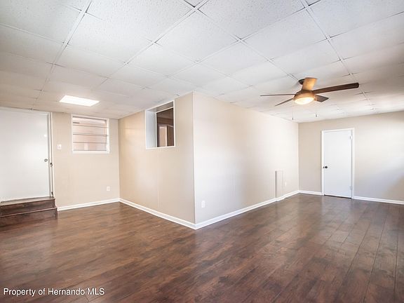 3rd image of 2858 16th Ave N