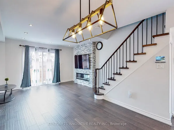 1635 Pickering Pkwy #18, Pickering, ON L1V 6W8