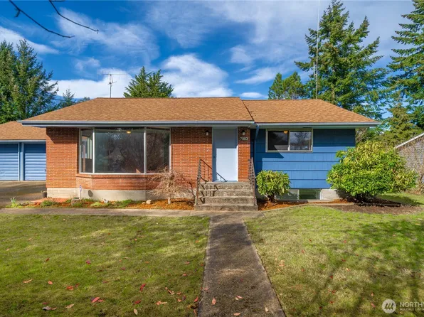 7803 37th Street W, University Place, WA 98466