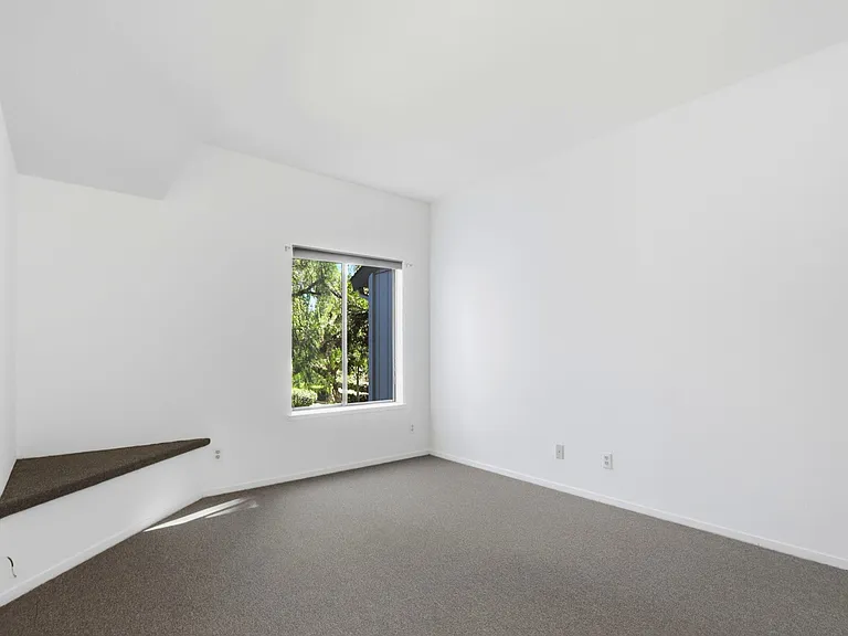 1850 Tradan Dr — Photo 23