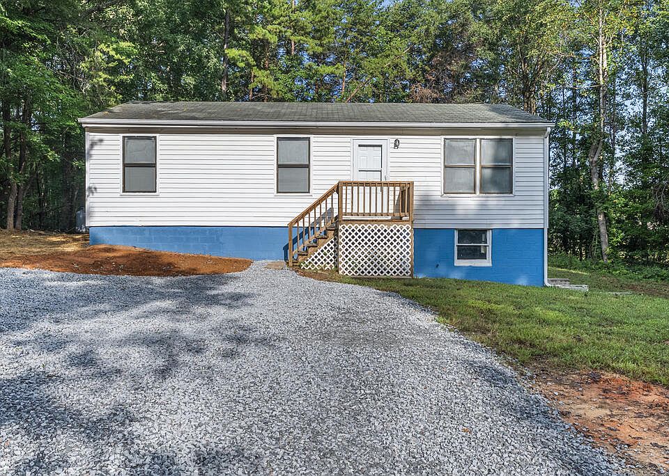 1st image of 160 Harmony Rd