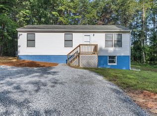 160 Harmony Rd, Keysville, VA 23947