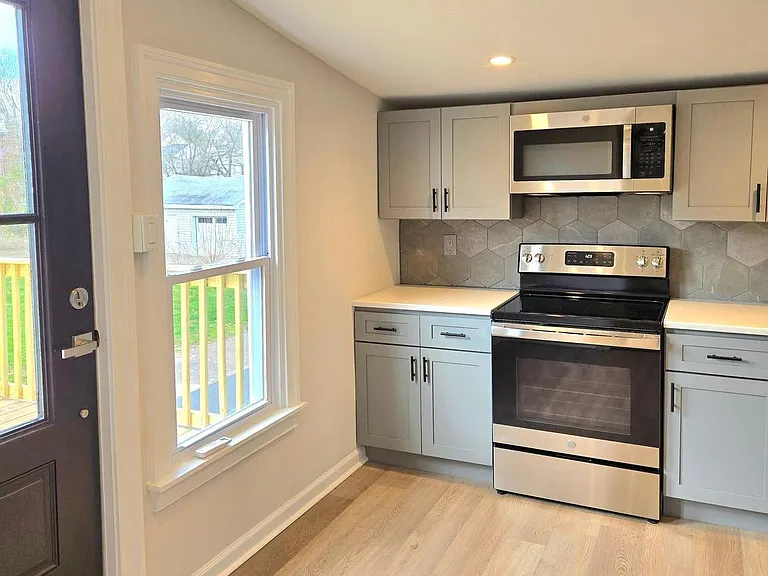 119 Chestnut St #2 — Photo 1