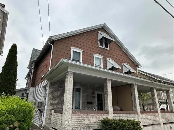 44 S Walnut St, Lansford, PA 18232