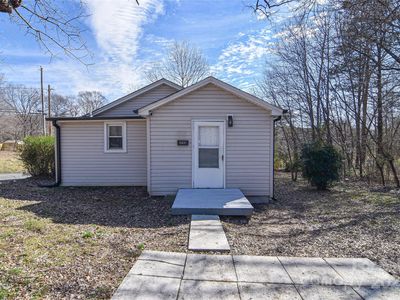 501 S Hoyle St, Dallas, NC, 28034