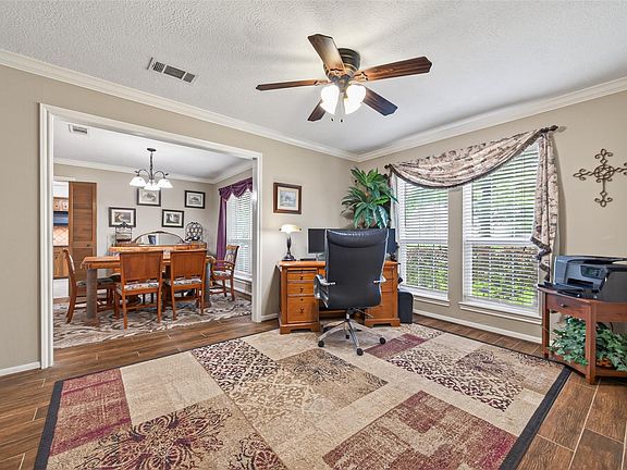 5th image of 16217 Lakeview Dr