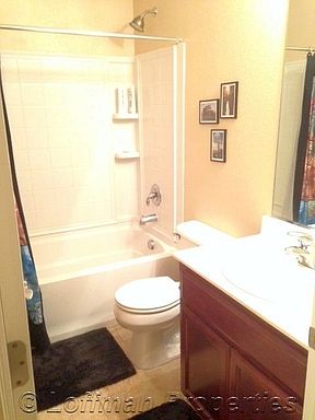 5th image of 5301 E Commerce Way Unit 10104