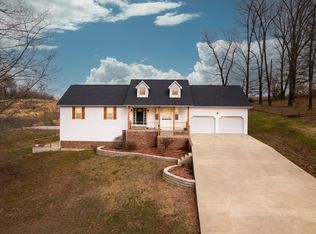 433 Valley Rd, Thayer, MO 65791