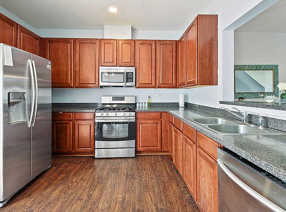 2nd image of 638 S Rosehall Ln Unit 638