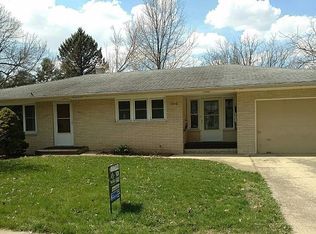 1550 S Chicago Ave, Freeport, IL 61032