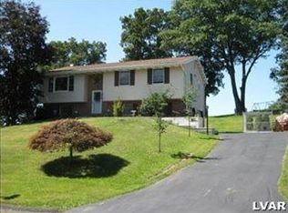 6852 Mill Creek Rd, Slatington, PA 18080