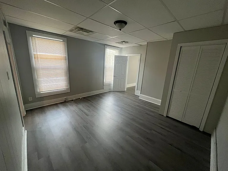 1792 W Gaulbert Ave — Photo 3