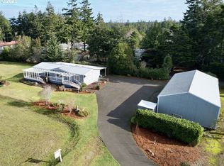 87917 Auction Barn Ln, Bandon, OR 97411