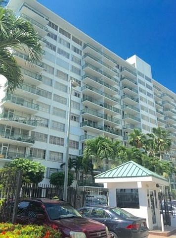 1st image of 1408 Brickell Bay Dr APT 1206