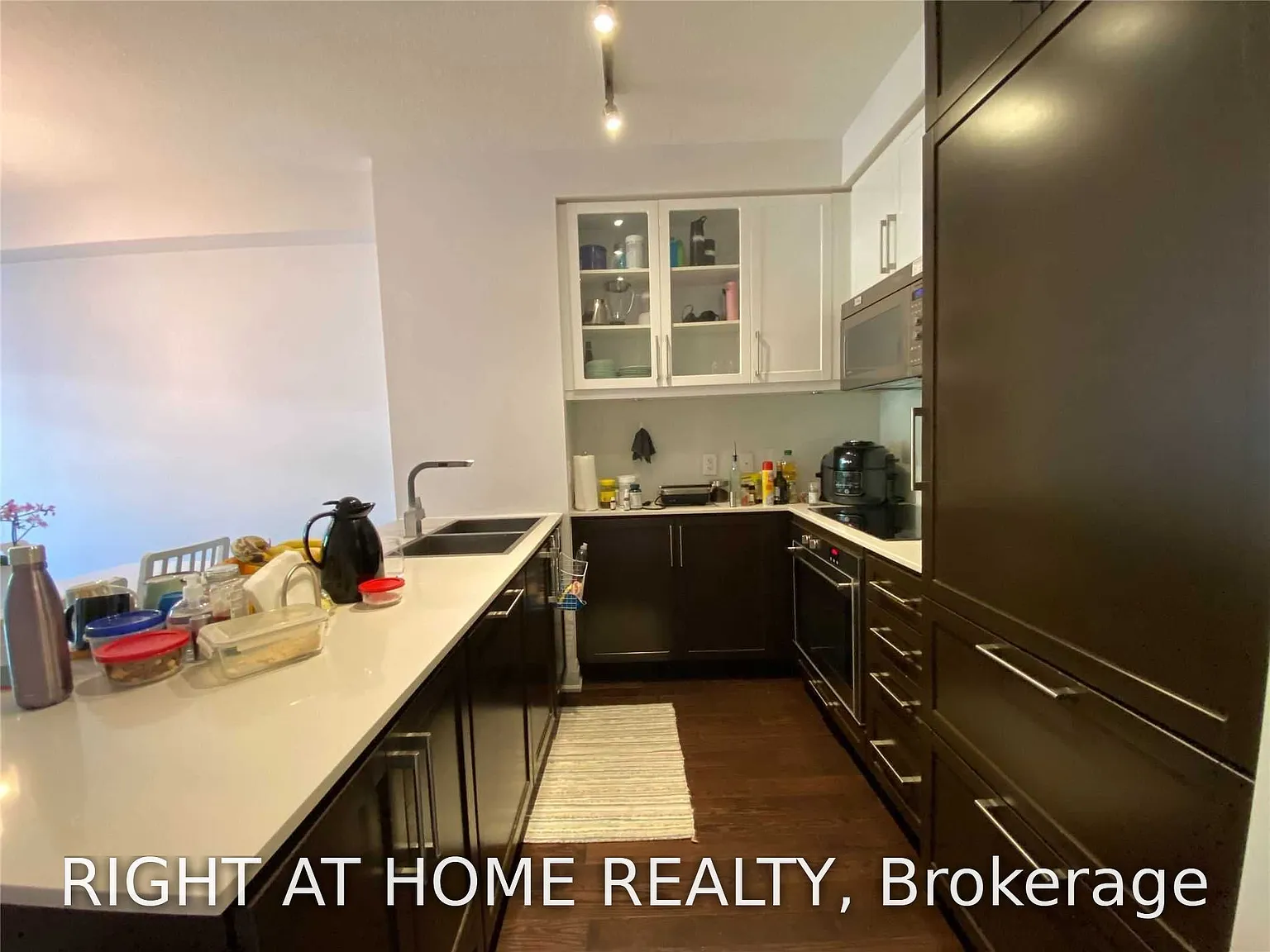 2 bed, $3,200 — Photo 4