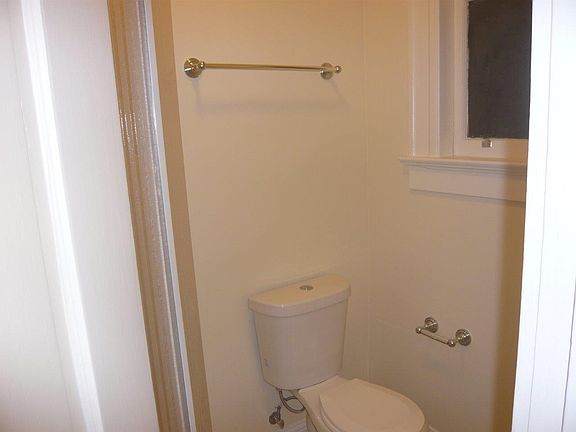 4th image of 1440 Sacramento St APT 1
