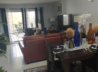 3396 Foxcroft Rd APT 204, Hollywood, FL 33025