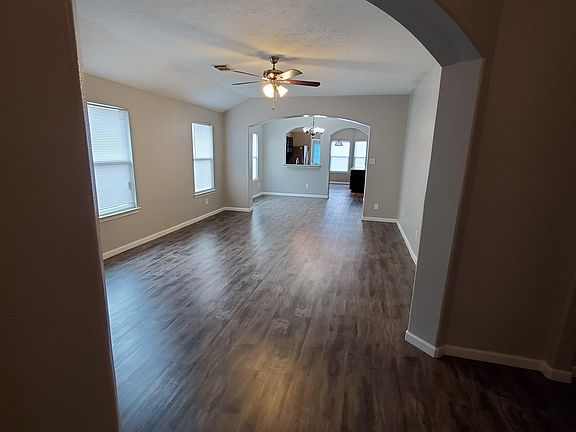 Nice spacious livingroom, dining room area for entertaining family and friends .