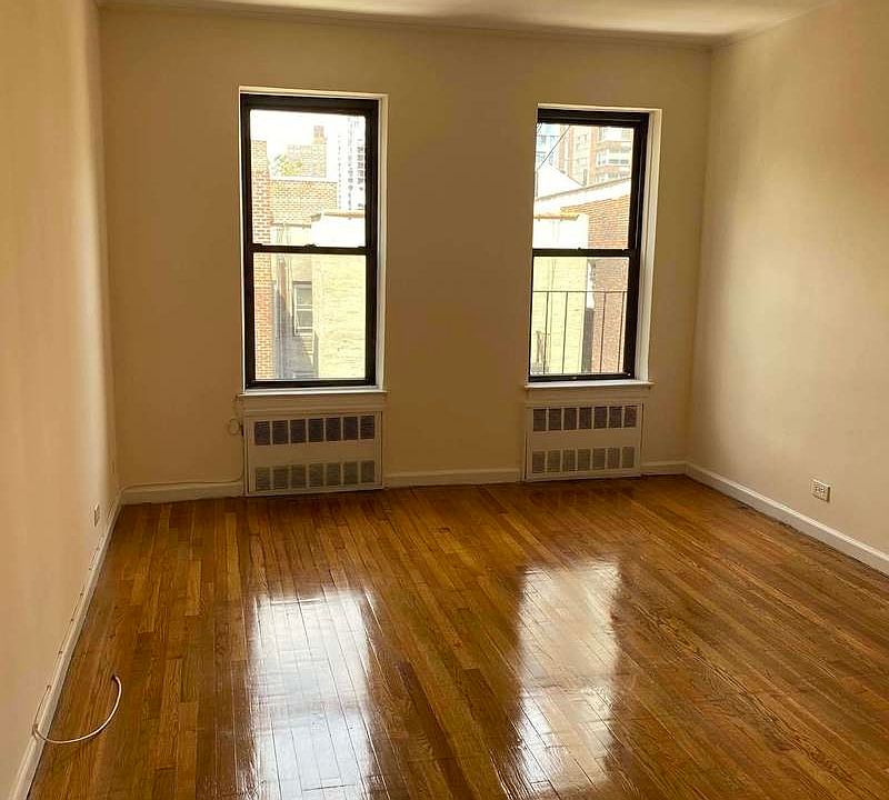 1st image of 335 E 86th St APT 5