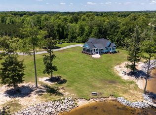 195 Mullet Bay Lane, Hertford, NC 27944