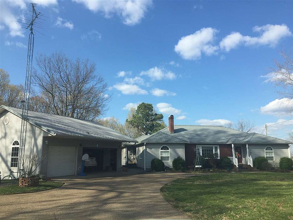 1st image of 78 Davis Cir