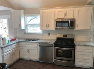 628 Brookfield Dr, Hurst, TX 76053