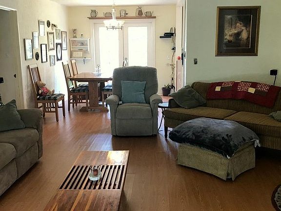 4th image of 713 Westwood Way