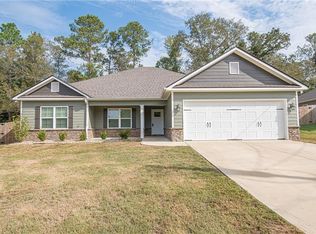 22 Ihagee Creek Cir, Fort Mitchell, AL 36856