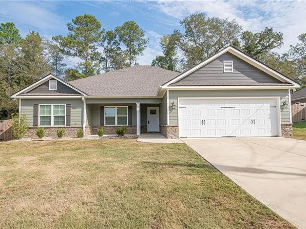 22 Ihagee Creek Cir, Fort Mitchell, AL 36856