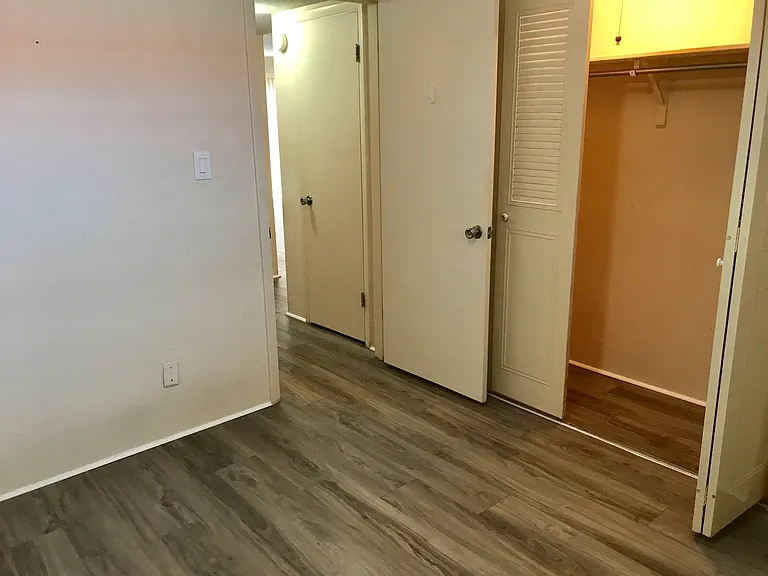 2801 N Halifax Ave #212 — Photo 5