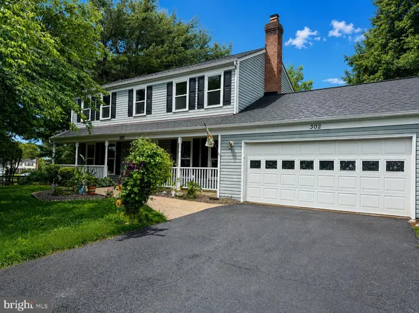 302 Spring Gate Ct, Mount Airy, MD 21771