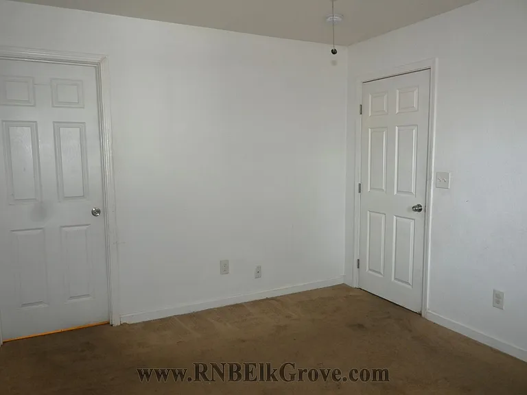 2271 E Church St — Photo 17