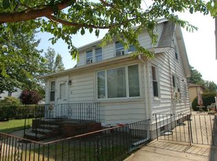 184 McKee St, Floral Park, NY 11001
