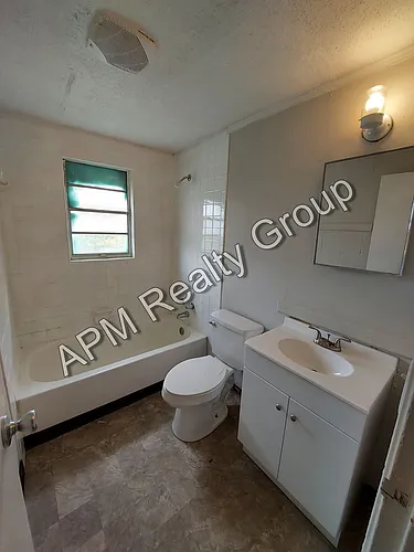 2718B Howell Ct Photo 1