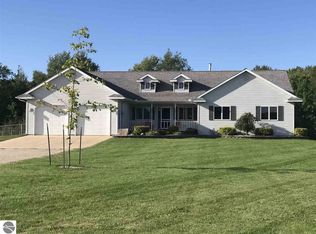 6506 W Kelly Rd, Lake City, MI 49651