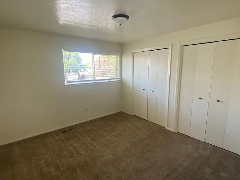 1216 S Juniper St — Photo 23