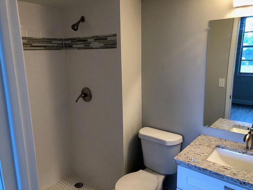2nd image of 26 Abbey Ln APT 106