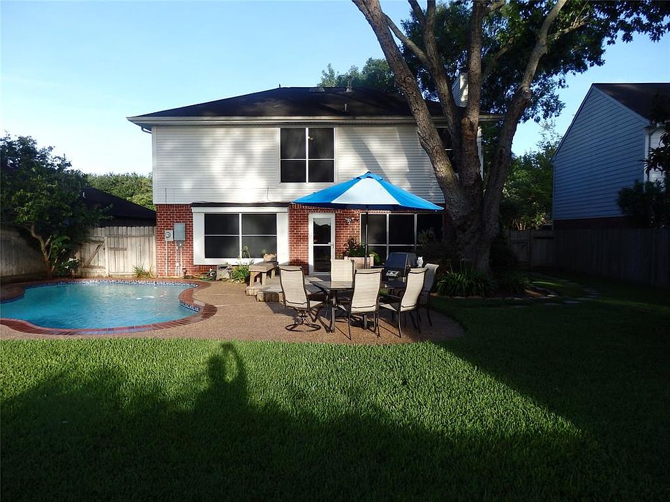 1st image of 3030 Colonel Court Dr