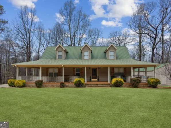 1402 Welborn Rd, Gillsville, GA 30543