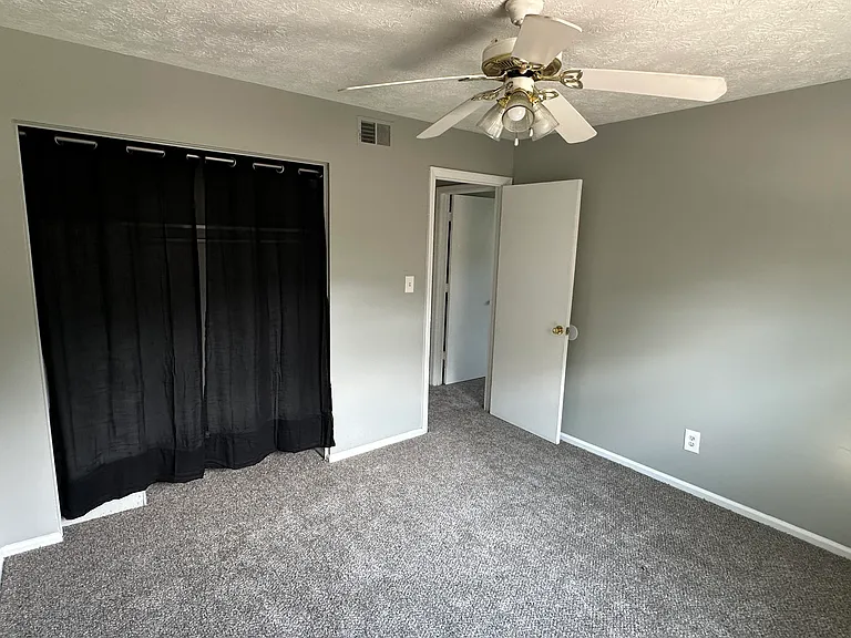 380 Redding Rd #1 — Photo 36