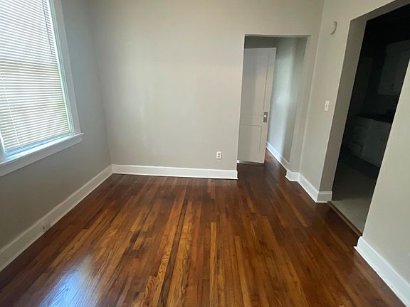 2nd image of 2752 Herschel St APT 1