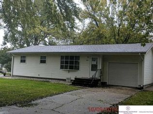 1215 4th St, Onawa, IA 51040