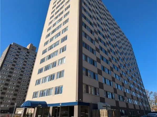 12520 Edgewater Dr APT 1208, Lakewood, OH 44107