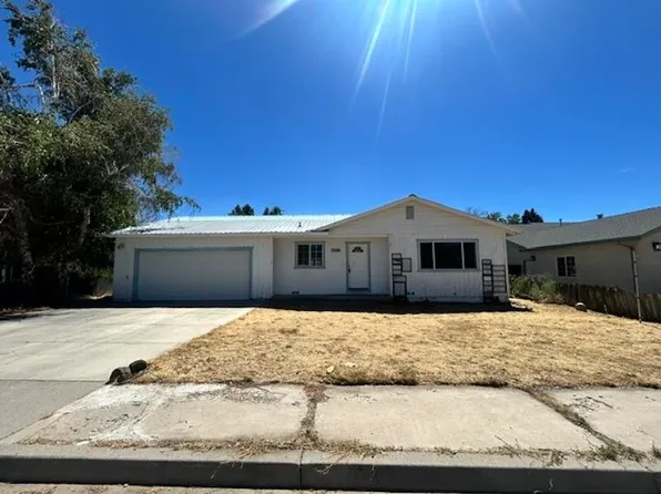 524 Meadow View Dr, Susanville, CA 96130