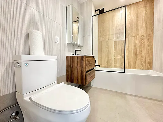 Rented by Doorway NYC, LLC | media 8