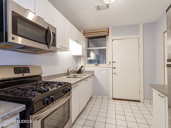 5th image of 805 W Belle Plaine Ave #103