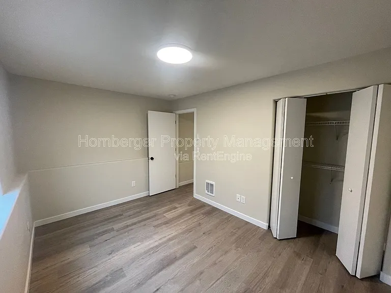 1605 E Hartson Ave #2 — Photo 7
