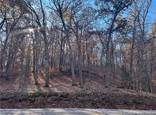 46 Dogwood Rd, Lake Ozark, MO 65049