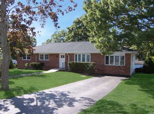 774 Old North Ocean Ave, Patchogue, NY 11772